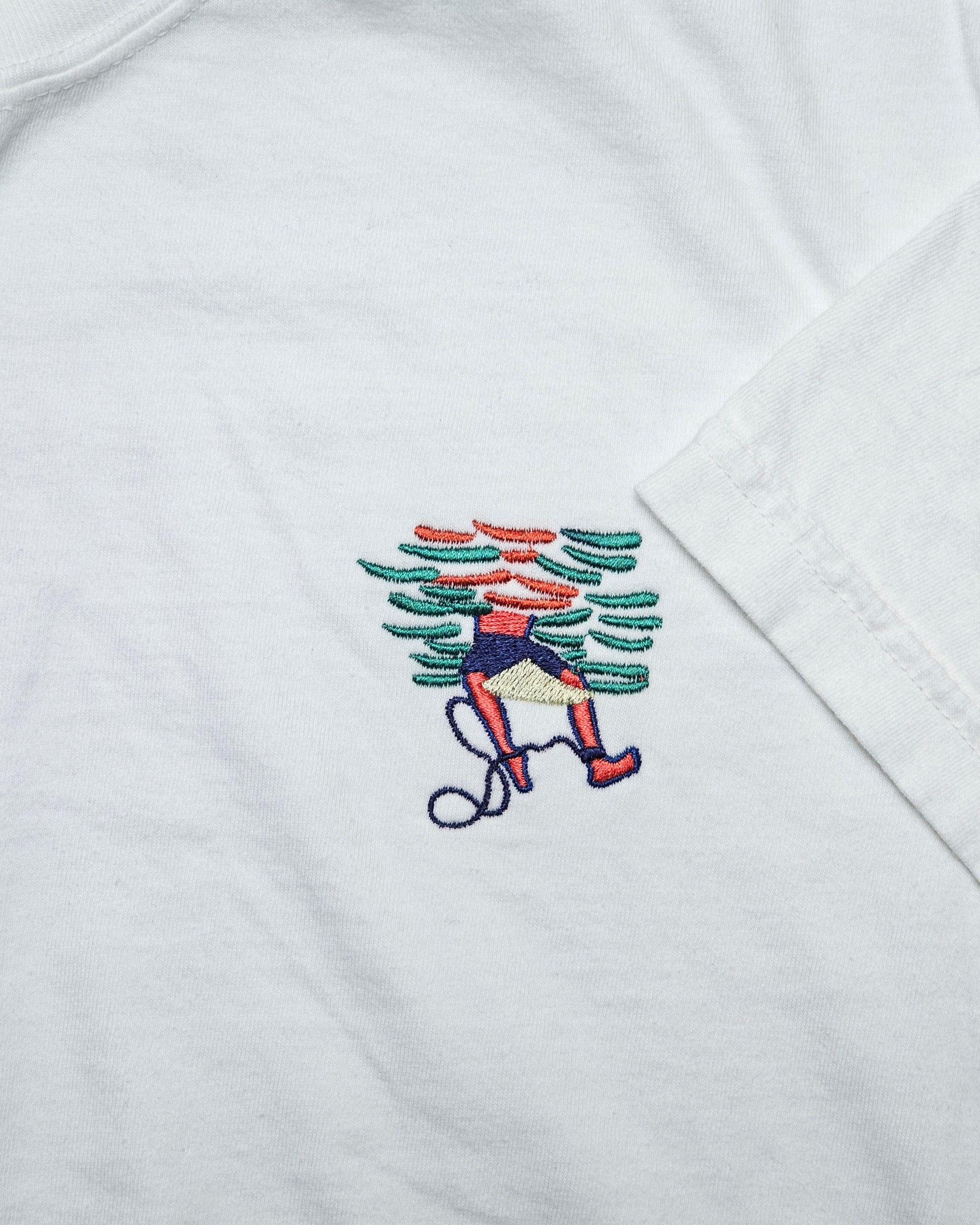 Ocean's dance embroidery tee